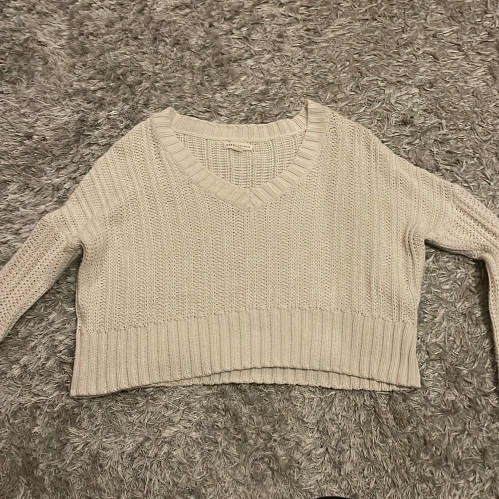 Women’s White cropped Aeropostale sweater size: Small